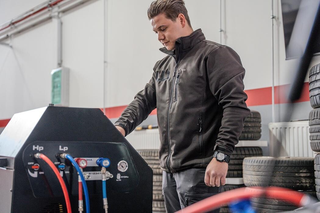 Bilder MEISTERWERK KFZ-Technik