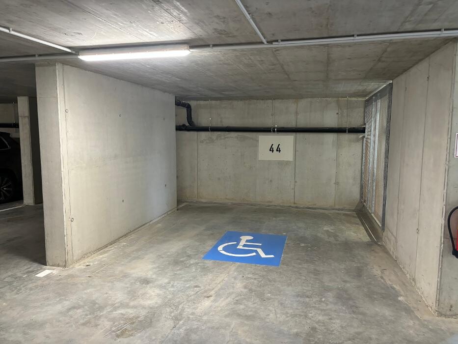 Bilder Parkhaus Graz | Parken am Flughafen Graz | Parkgarage Flughafen Graz