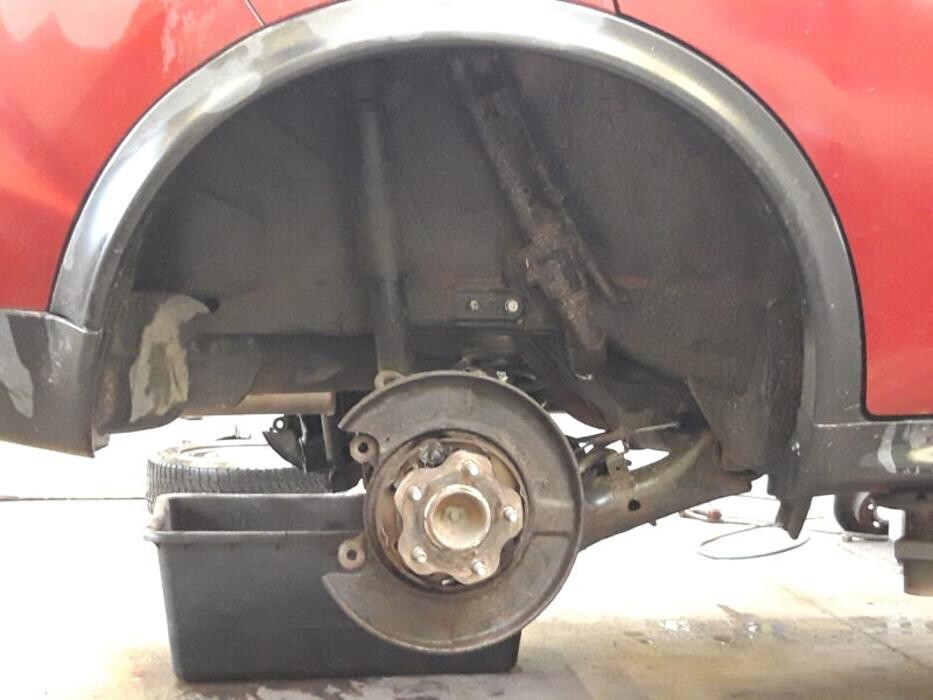 Bilder PickUp Autozubehör und Ersatzteile GmbH