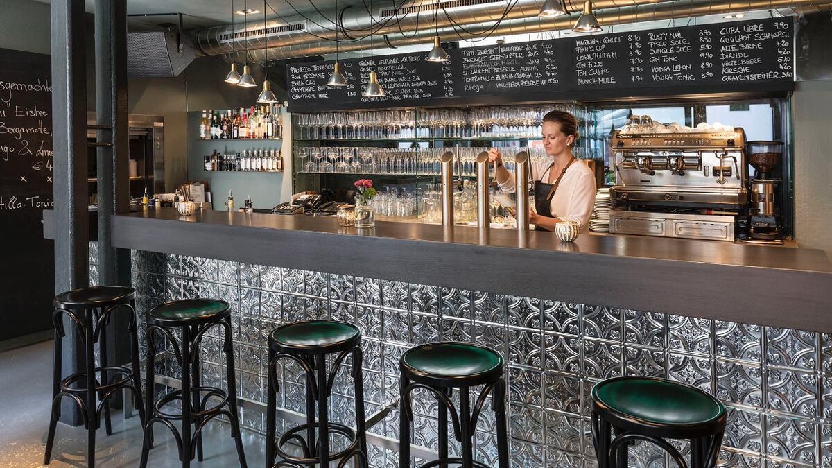 Bilder magazin: Bistro . Vinothek . Shop