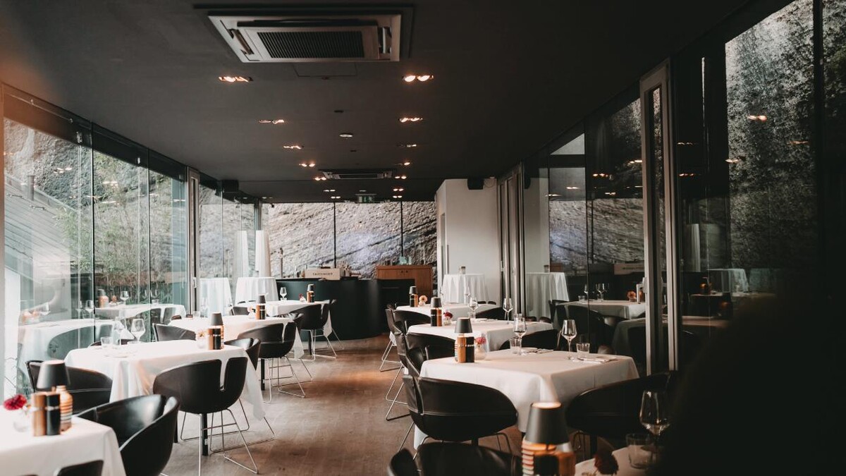 Bilder magazin: Bistro . Vinothek . Shop