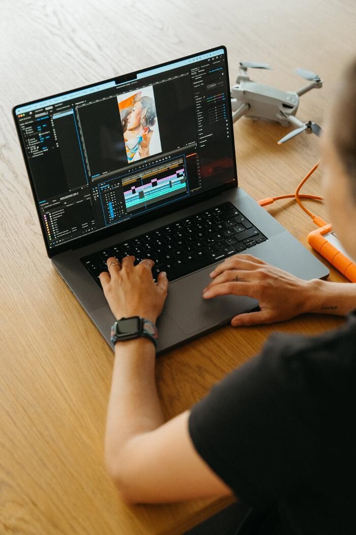 Bilder Crediso Media GmbH
