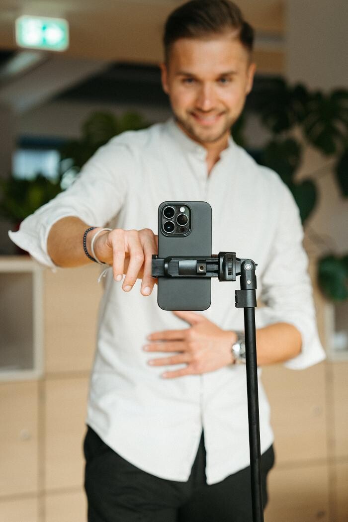 Bilder Crediso Media GmbH