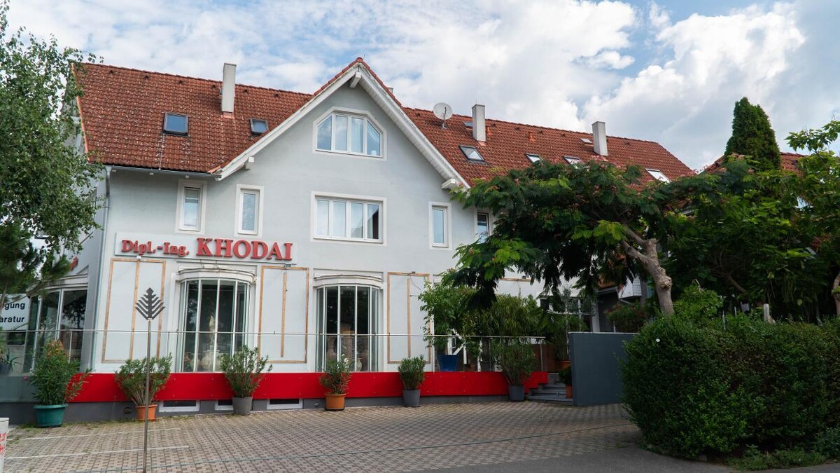 Bilder Teppiche Dipl. Ing. Khodai GmbH - Teppichreinigung