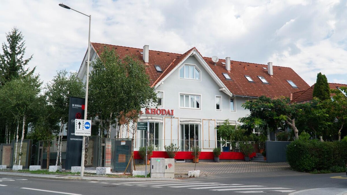Bilder Teppiche Dipl. Ing. Khodai GmbH - Teppichreinigung
