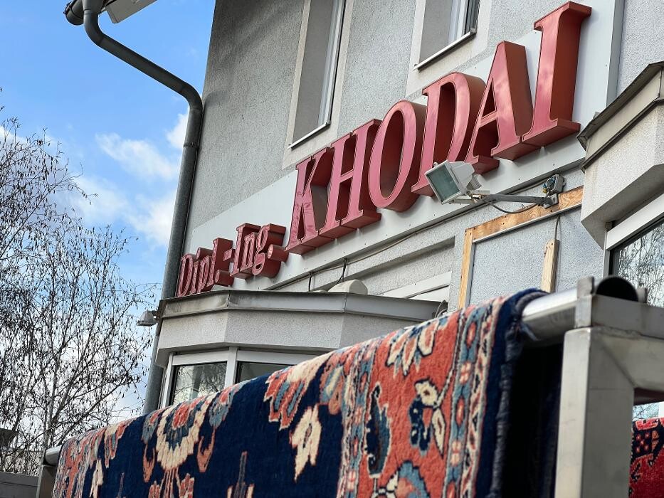 Bilder Teppiche Dipl. Ing. Khodai GmbH - Teppichreinigung