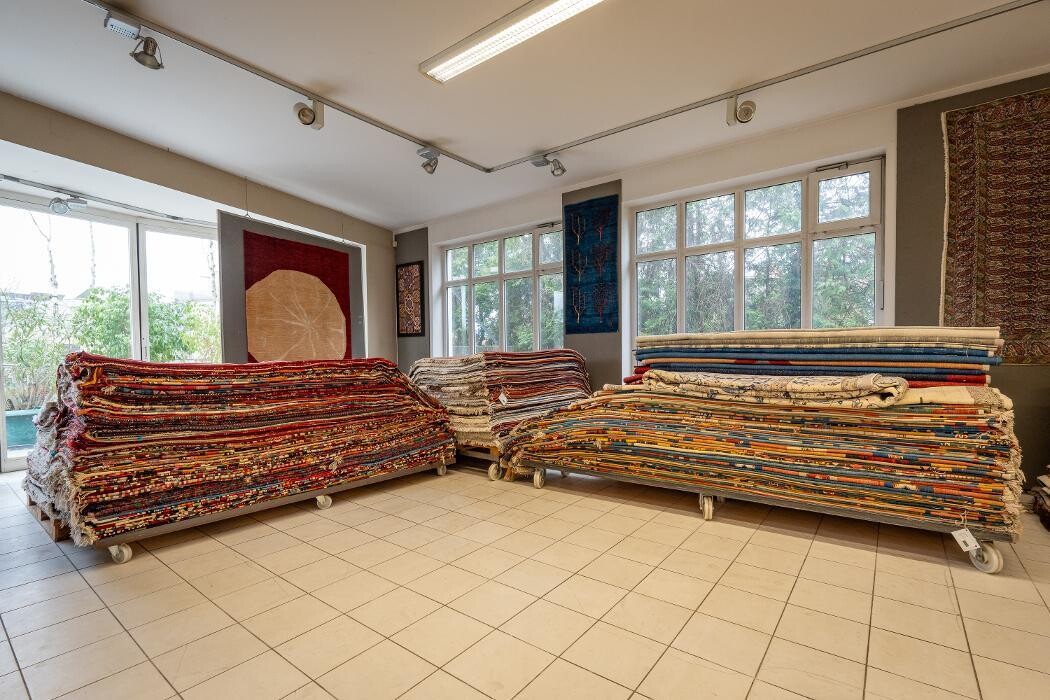 Bilder Teppiche Dipl. Ing. Khodai GmbH - Teppichreinigung