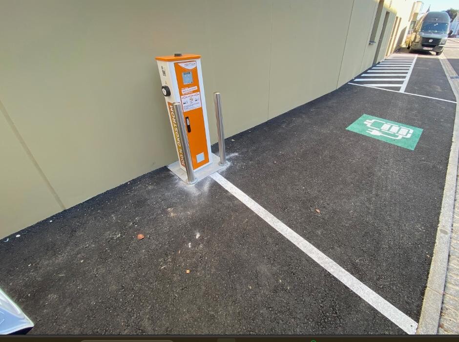 Bilder STW Ladestation