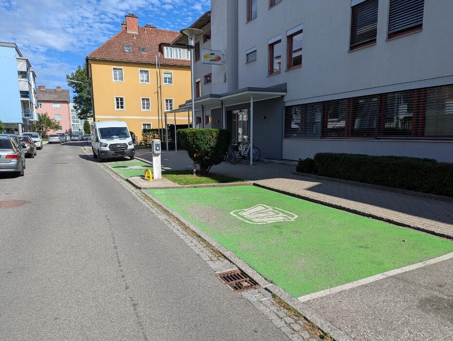 Bilder STW Ladestation