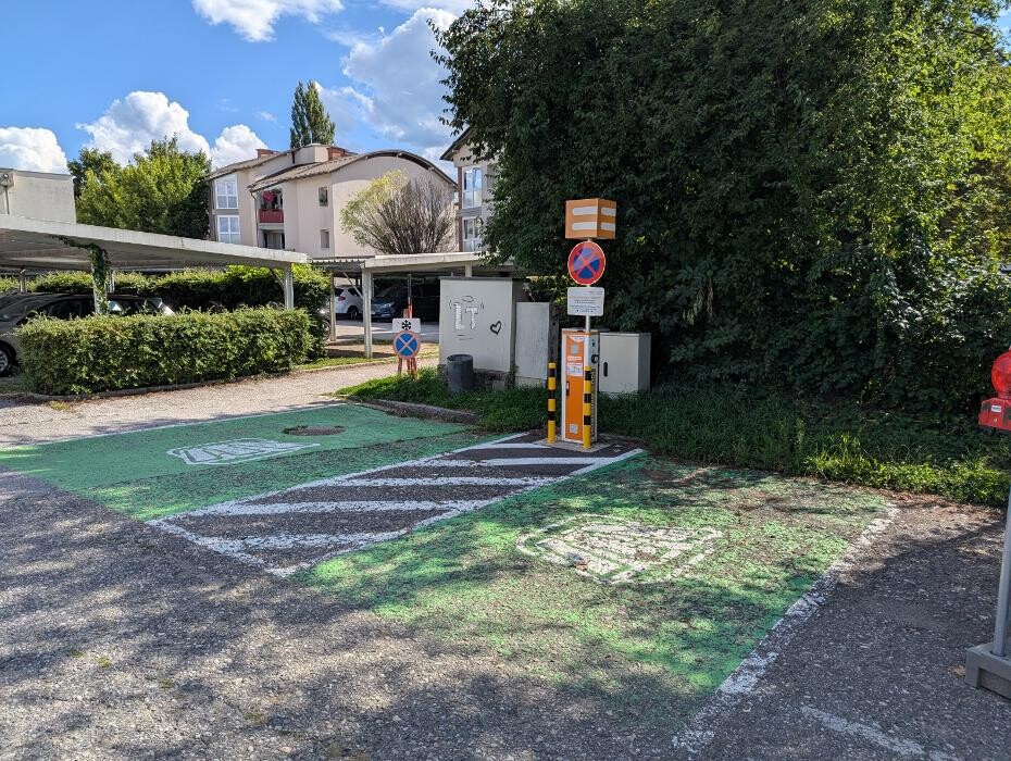 Bilder STW Ladestation