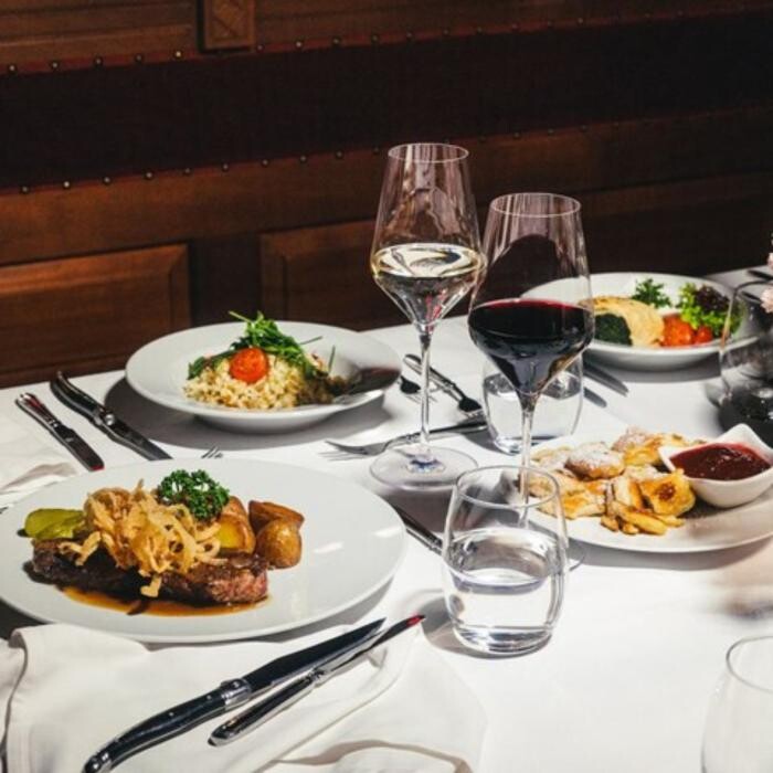 Bilder Strauss Dinner Show