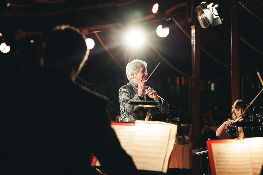 Bilder Strauss Dinner Show