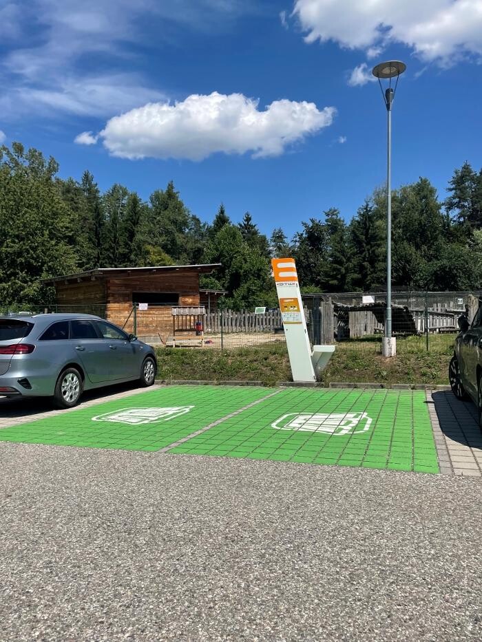Bilder STW Ladestation