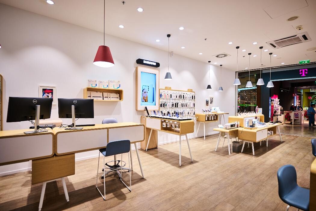 Bilder Drei Shop Vöcklabruck VARENA