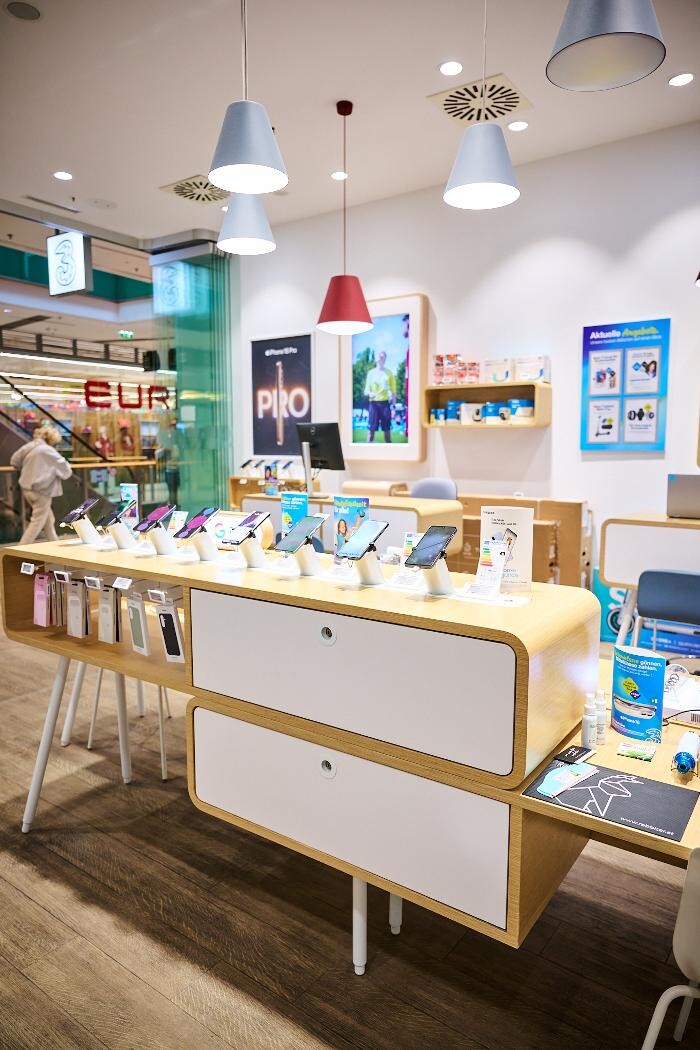 Bilder Drei Shop Salzburg Forum 1