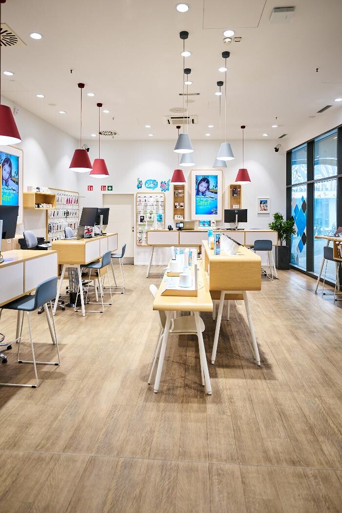 Bilder Drei Shop Salzburg Forum 1