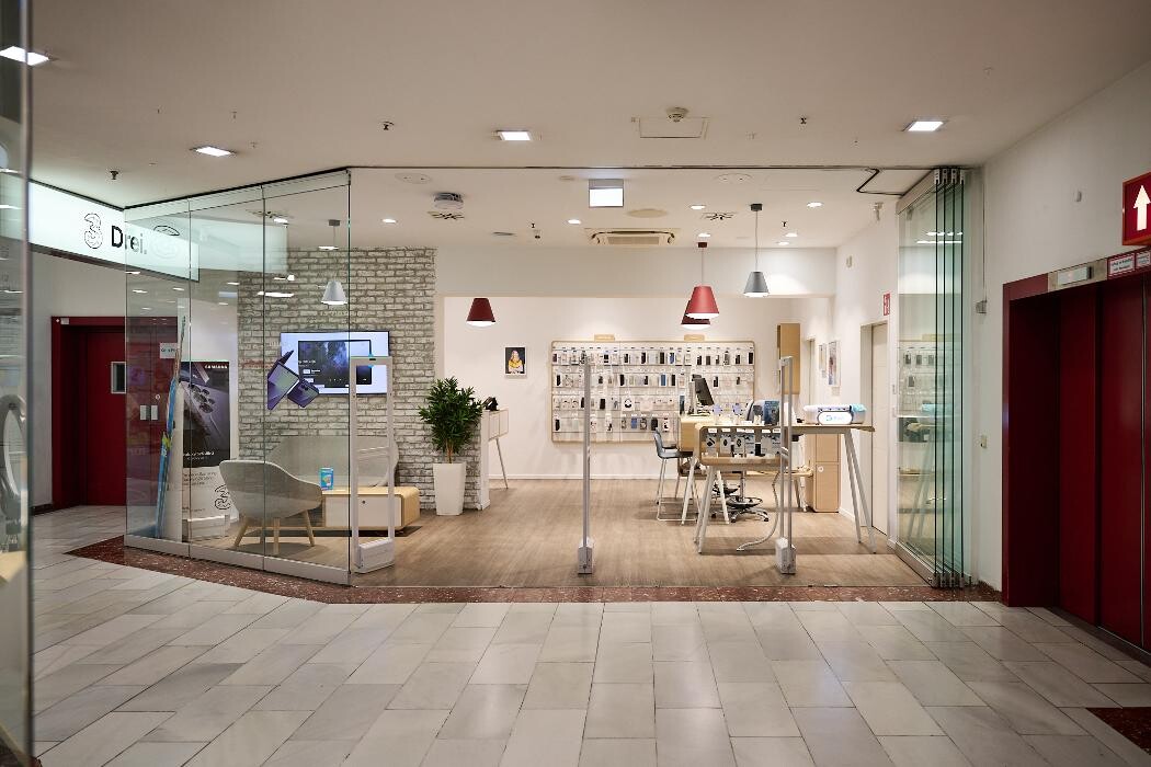 Bilder Drei Shop Wien Lugner City