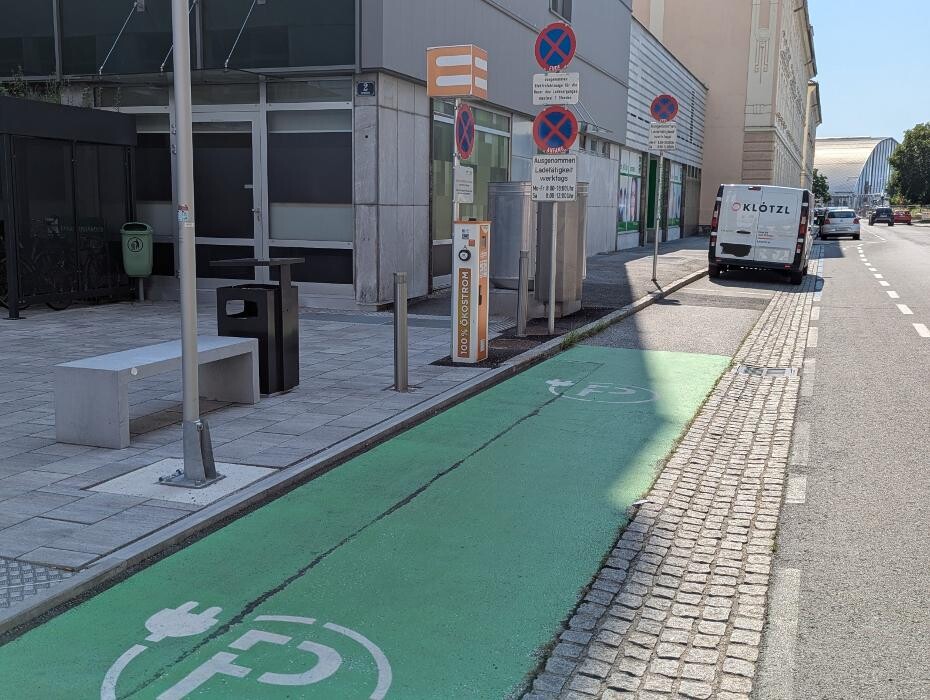 Bilder STW Ladestation