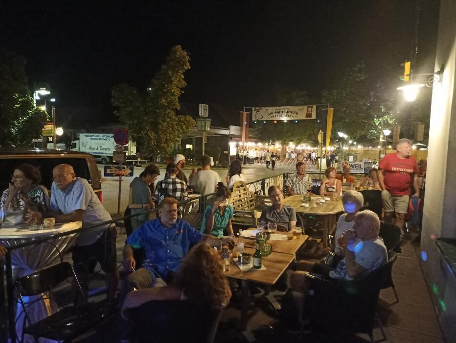Bilder Cafe Domino Bar