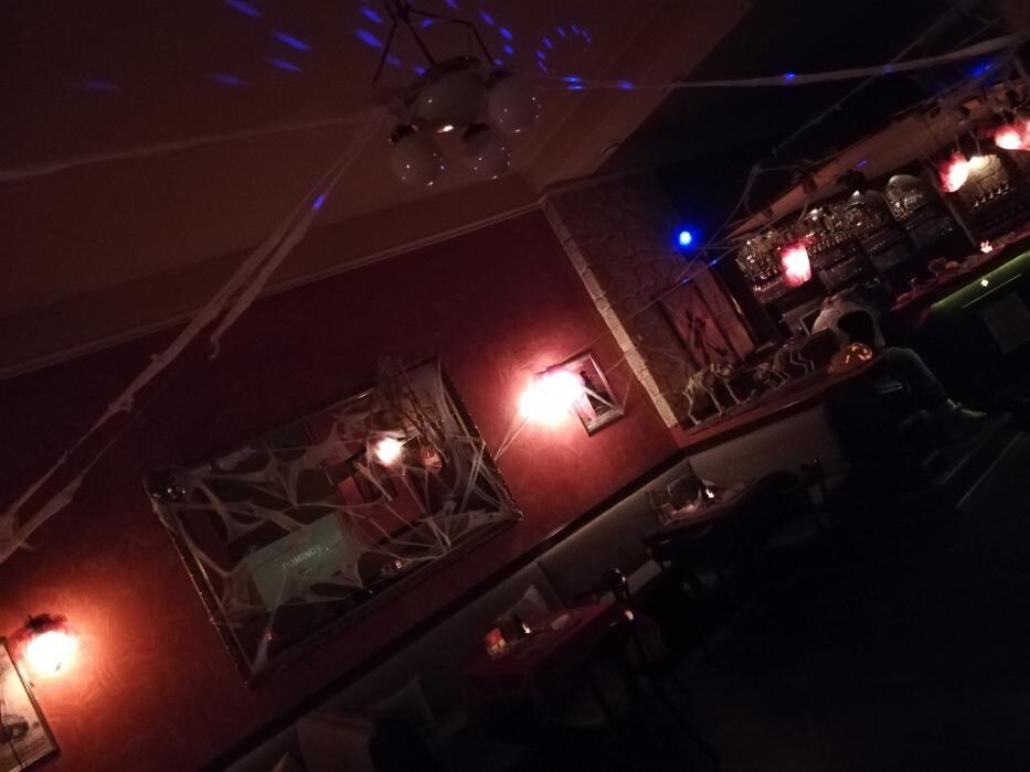 Bilder Cafe Domino Bar