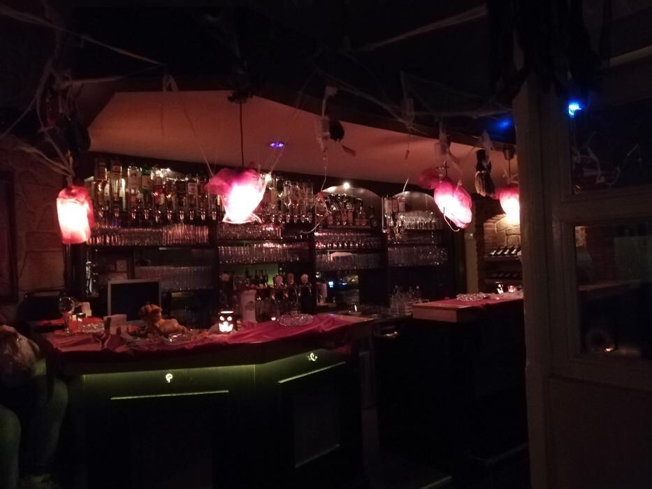 Bilder Cafe Domino Bar