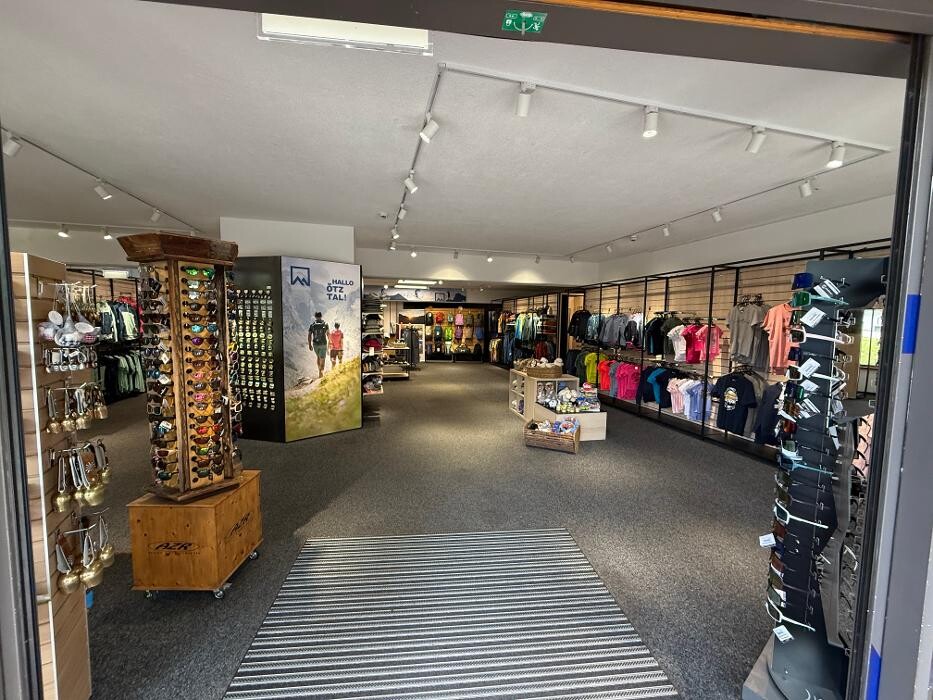 Bilder MALISPORT Skiverleih Oetz