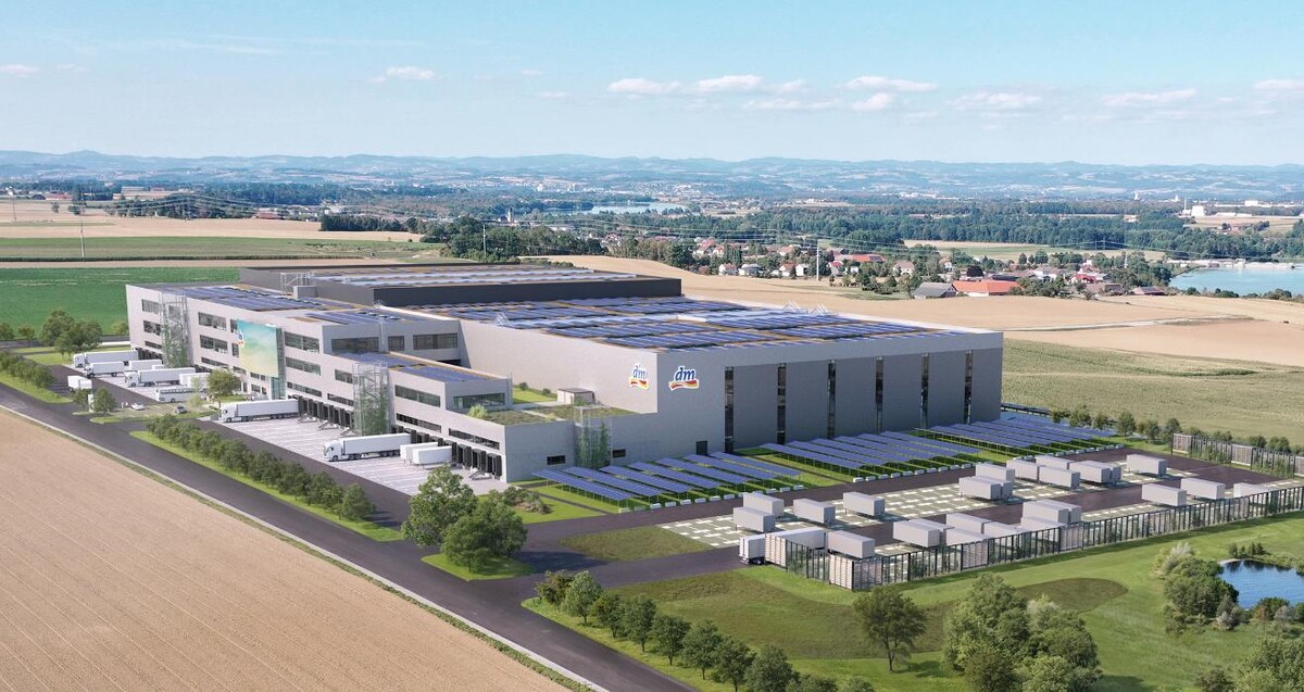 Bilder dm drogerie markt - Verteilzentrum Kronstorf