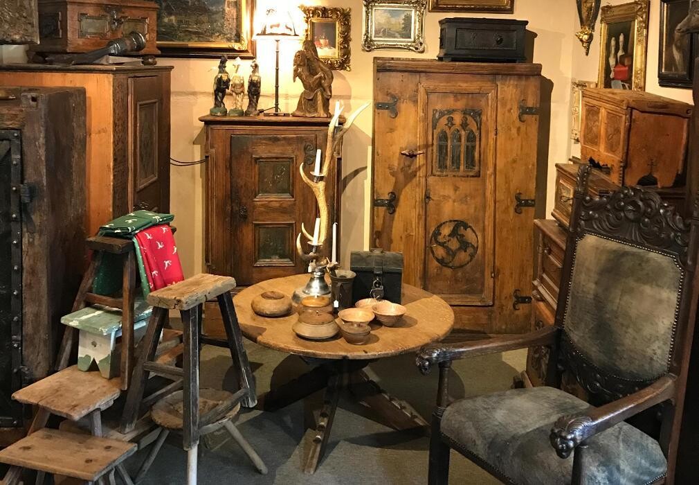 Bilder Salzburger Antiquitäten Tkalec Helmut