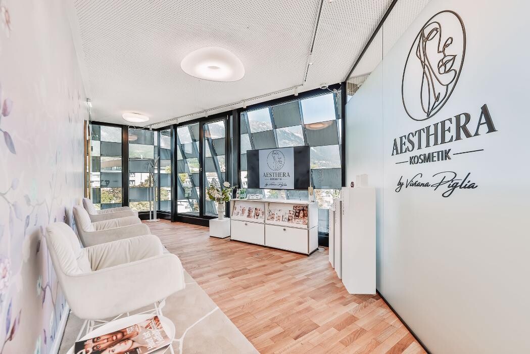 Bilder Aesthera Kosmetik by Viviana Piglia