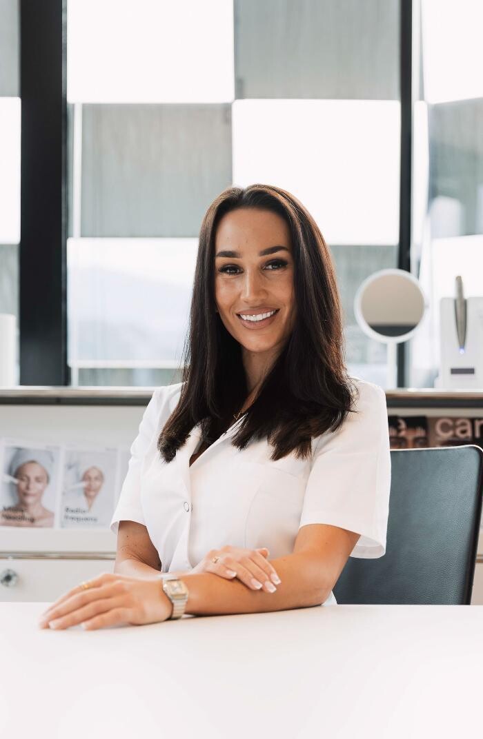 Bilder Aesthera Kosmetik by Viviana Piglia