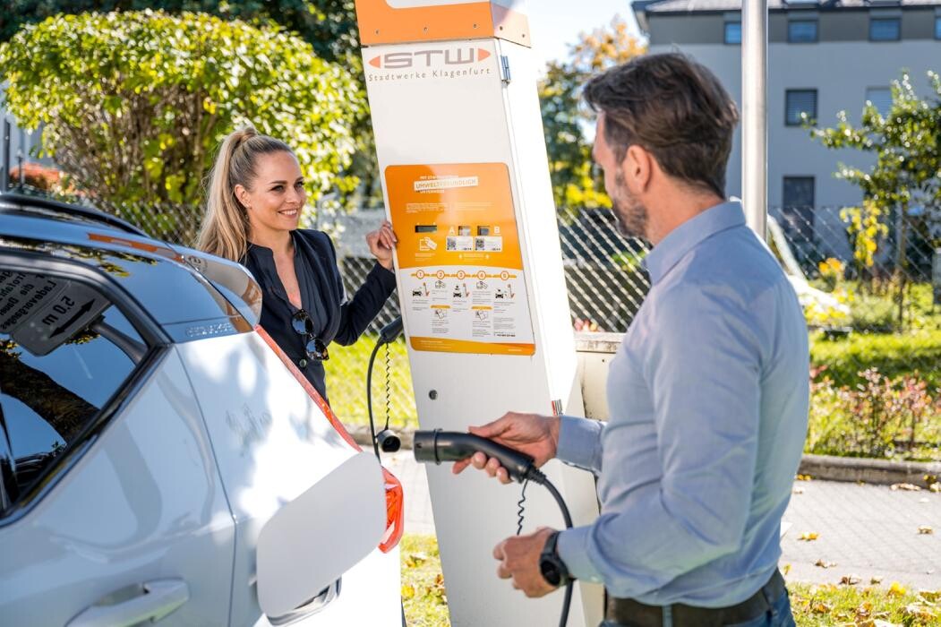 Bilder STW Ladestation