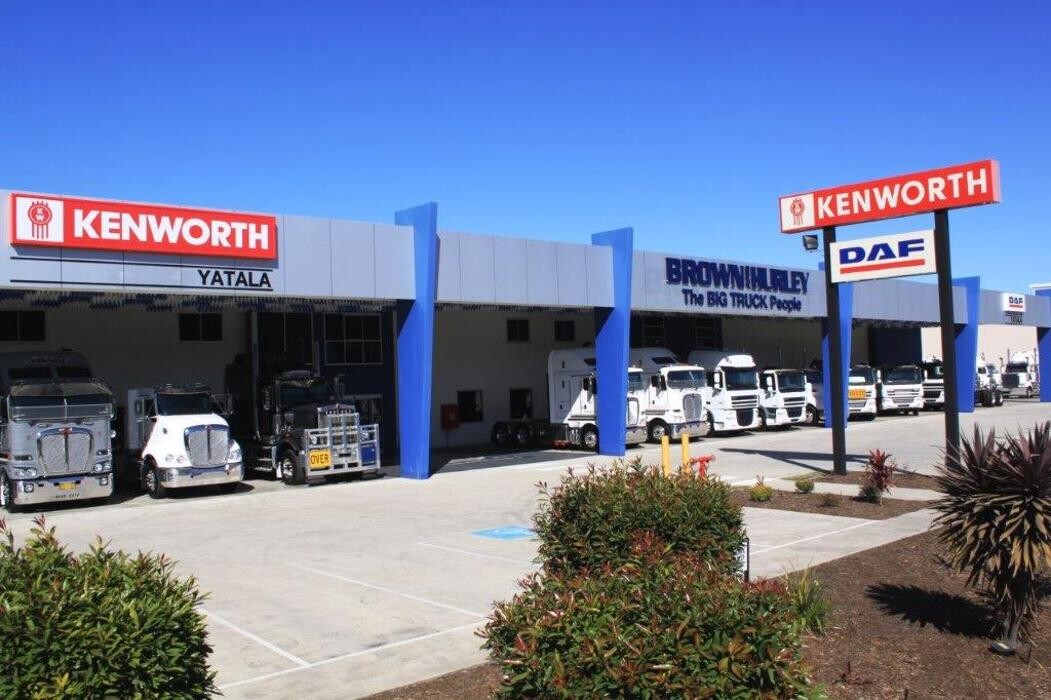 Images Brown and Hurley Yatala - New & Used Trucks & Trailers, Parts & Service