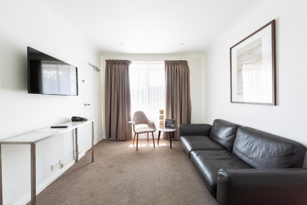 Images Forrest Hotel and Apartments