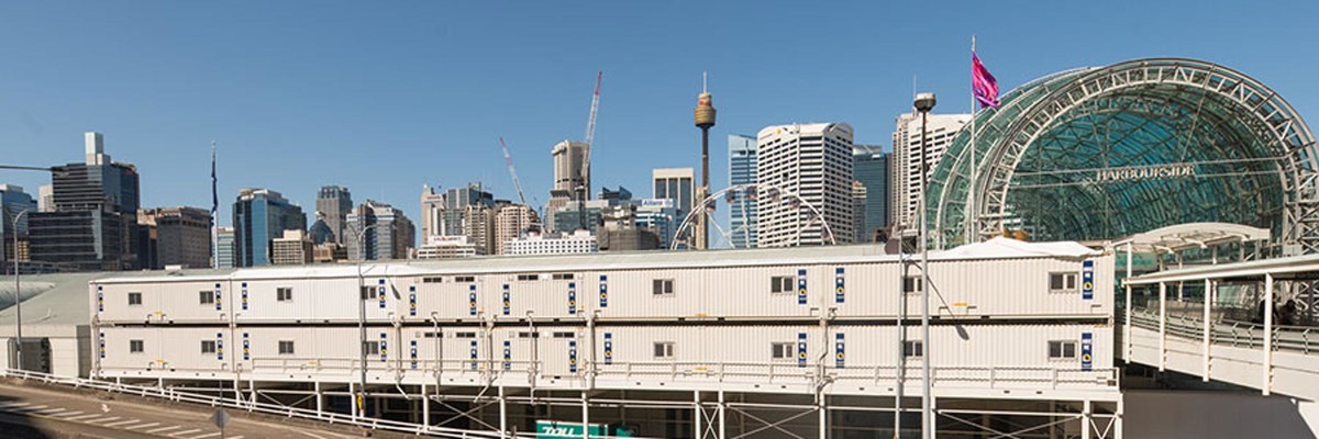 Images Royal Wolf Newman