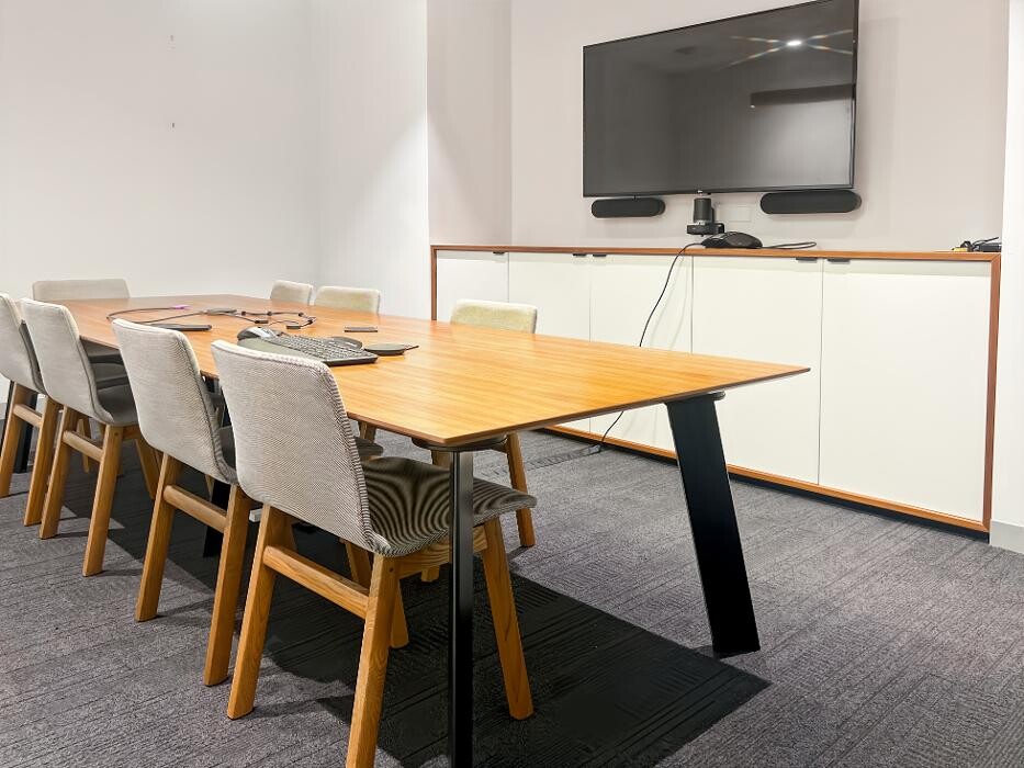 Images Regus 460 Lonsdale Street