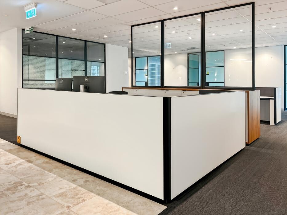 Images Regus 460 Lonsdale Street