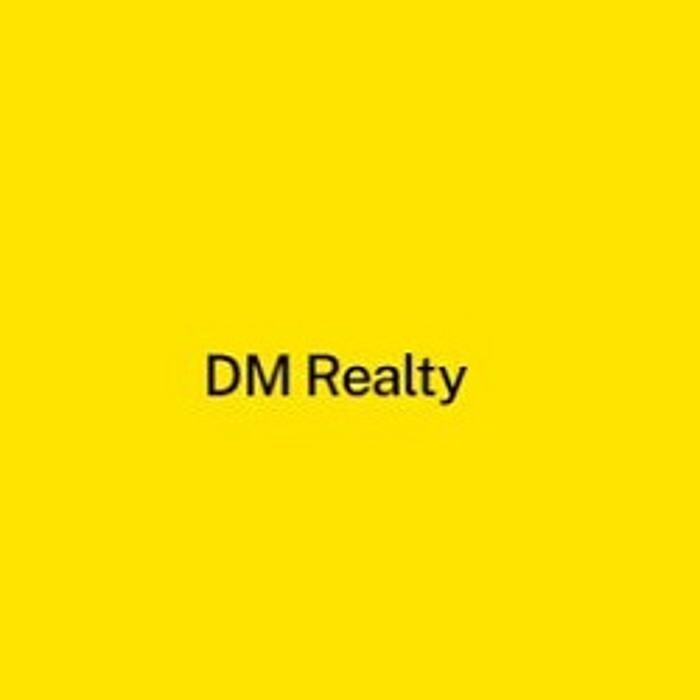 DM Realty Logo