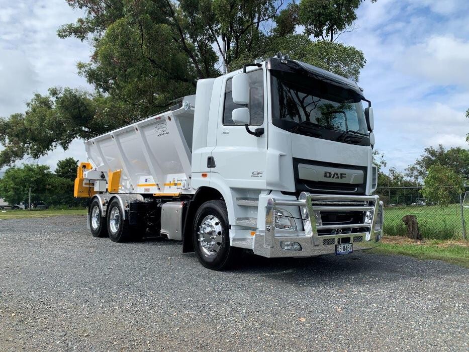 Images Brown and Hurley Darra - New & Used Trucks & Trailers, Parts & Service
