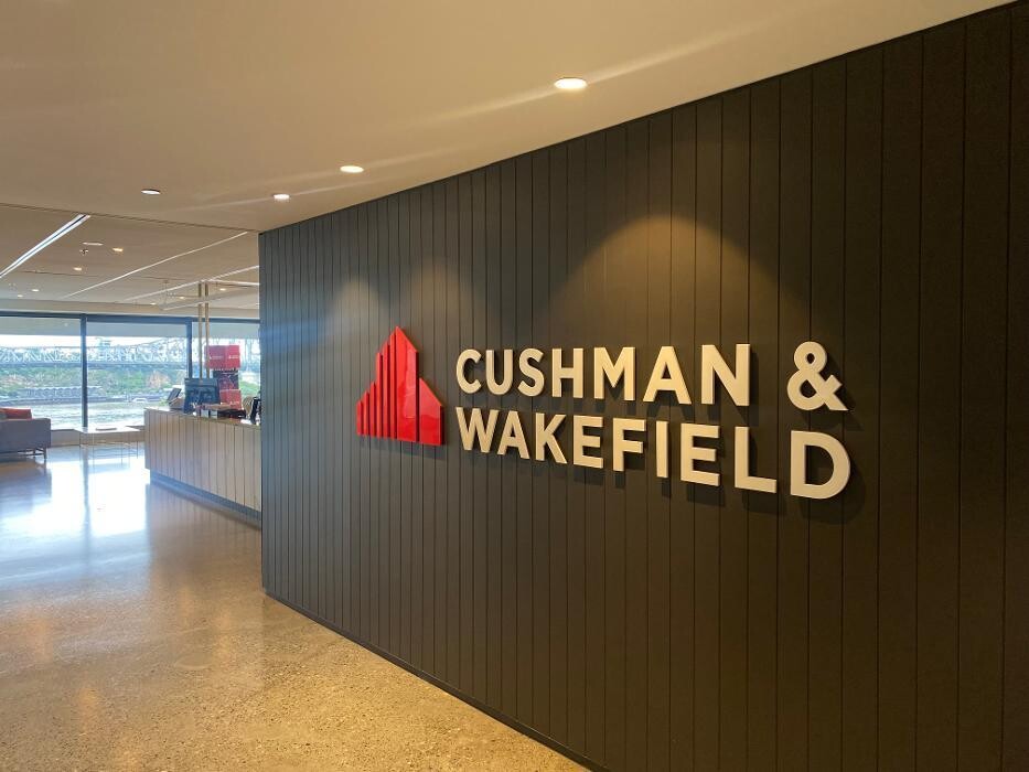 Images Cushman & Wakefield - Commercial Real Estate Services