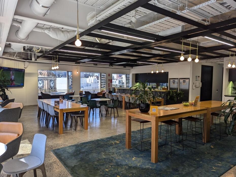 Images Cushman & Wakefield - Commercial Real Estate Services