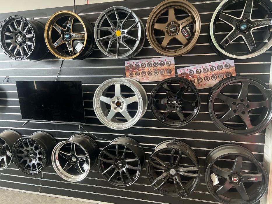 Images Drouin Automotive Services