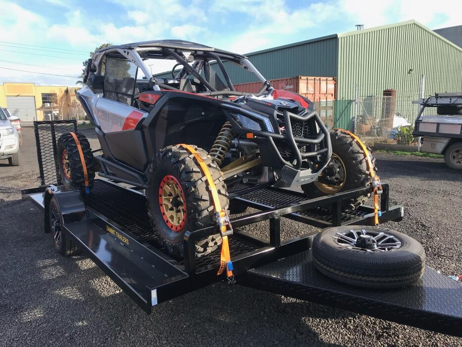 Images Zammit Trailers