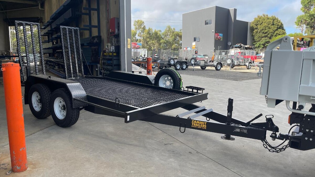 Images Zammit Trailers