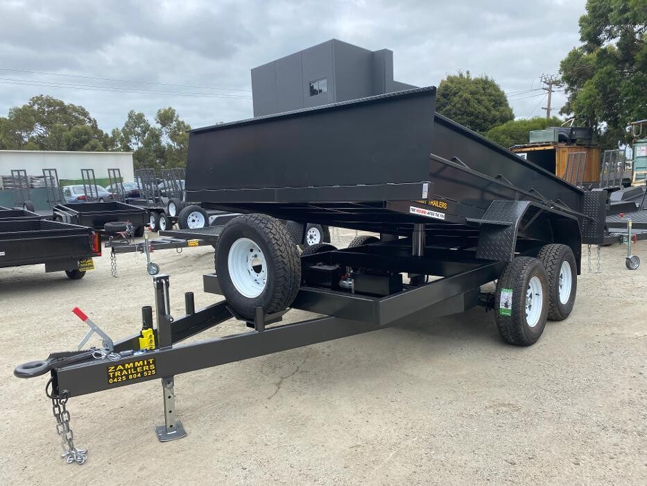 Images Zammit Trailers