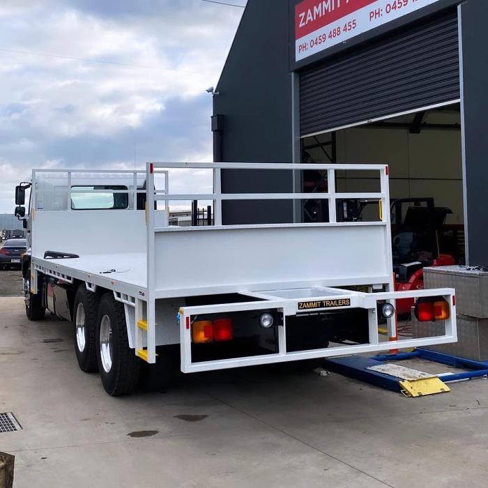 Images Zammit Trailers