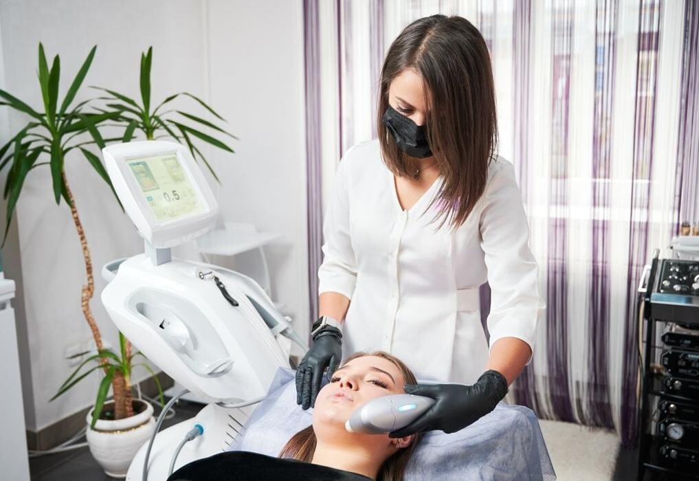 Images Derma Cosmetika - Face & Body Contouring, Cosmetic Laser & Skin Clinic Melbourne