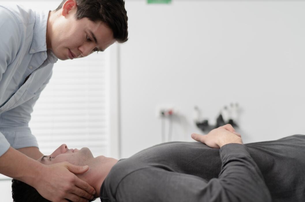 Images Wellbeing Chiropractic Clyde North