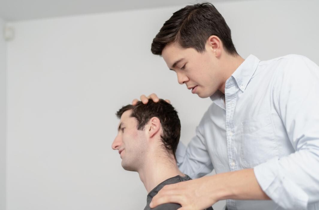 Images Wellbeing Chiropractic Clyde North