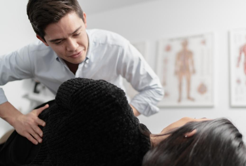 Images Wellbeing Chiropractic Clyde North