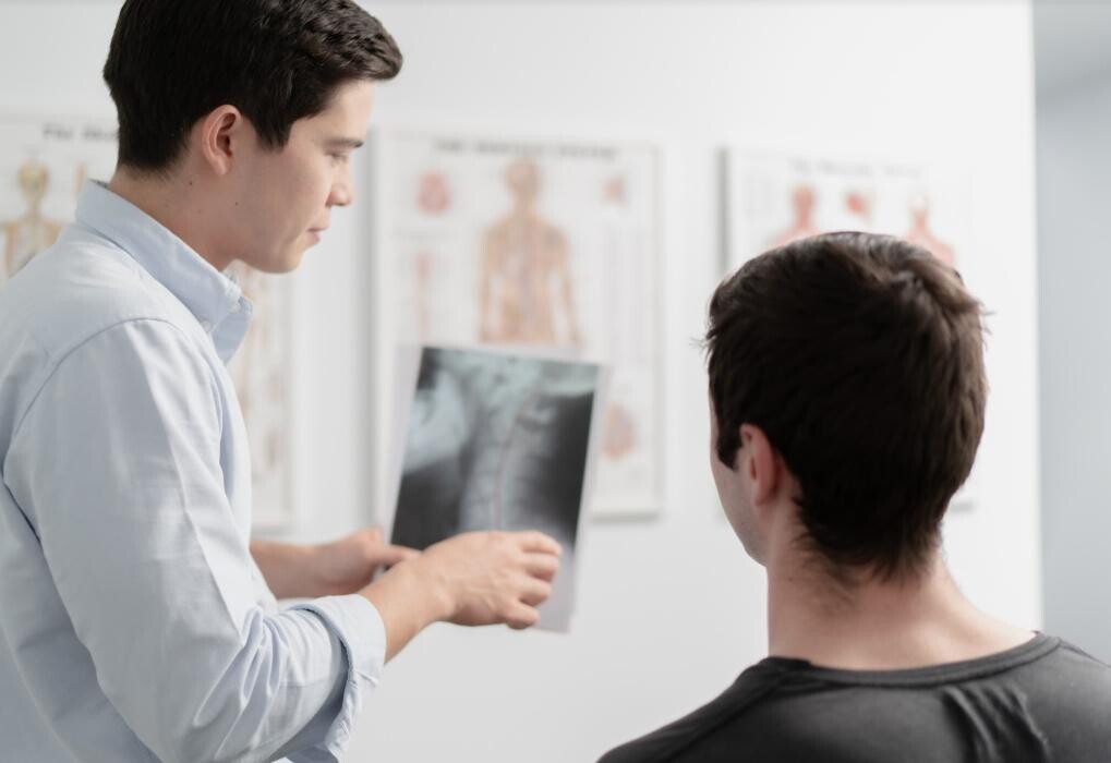 Images Wellbeing Chiropractic Clyde North